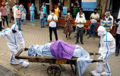 করোনায় একদিনে প্রাণ হারিয়েছে প্রায় ১৪ হাজার মানুষ