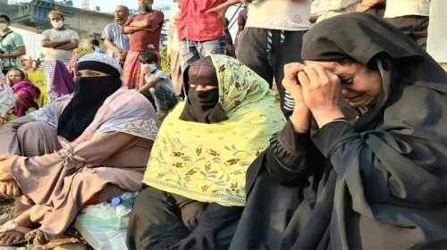 কান্নায় ভারী শীতলক্ষ্যার পাড়