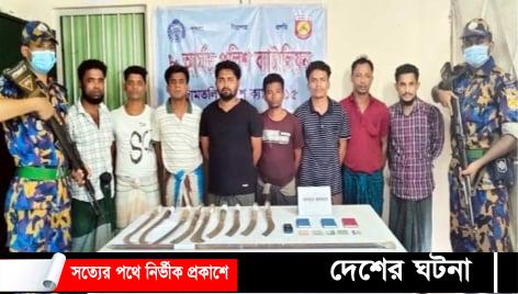 কক্সবাজার রোহিঙ্গা ক্যাম্প থেকে অস্ত্রসহ ৮ রোহিঙ্গা আটক