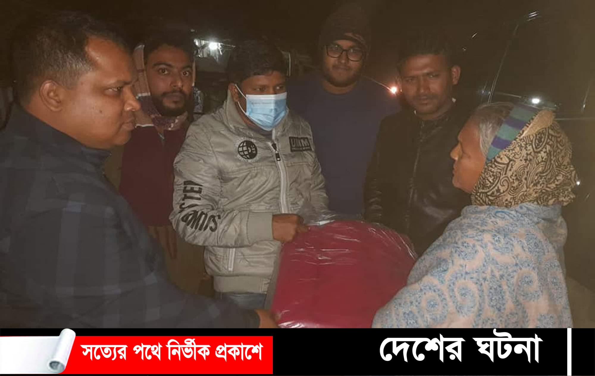 গভীর রাত উপেক্ষা করে ছিন্নমূল মানুষের কাছে ছুটলেন ইউএনও