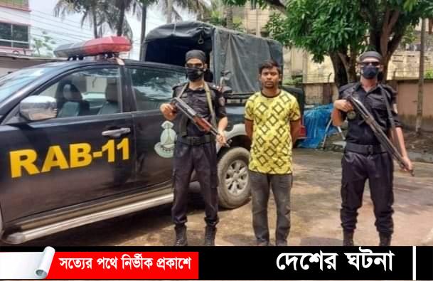 কুমিল্লায় বারপাড়া থেকে ফেনসিডিলসও গাঁজাসহ একজন আটক