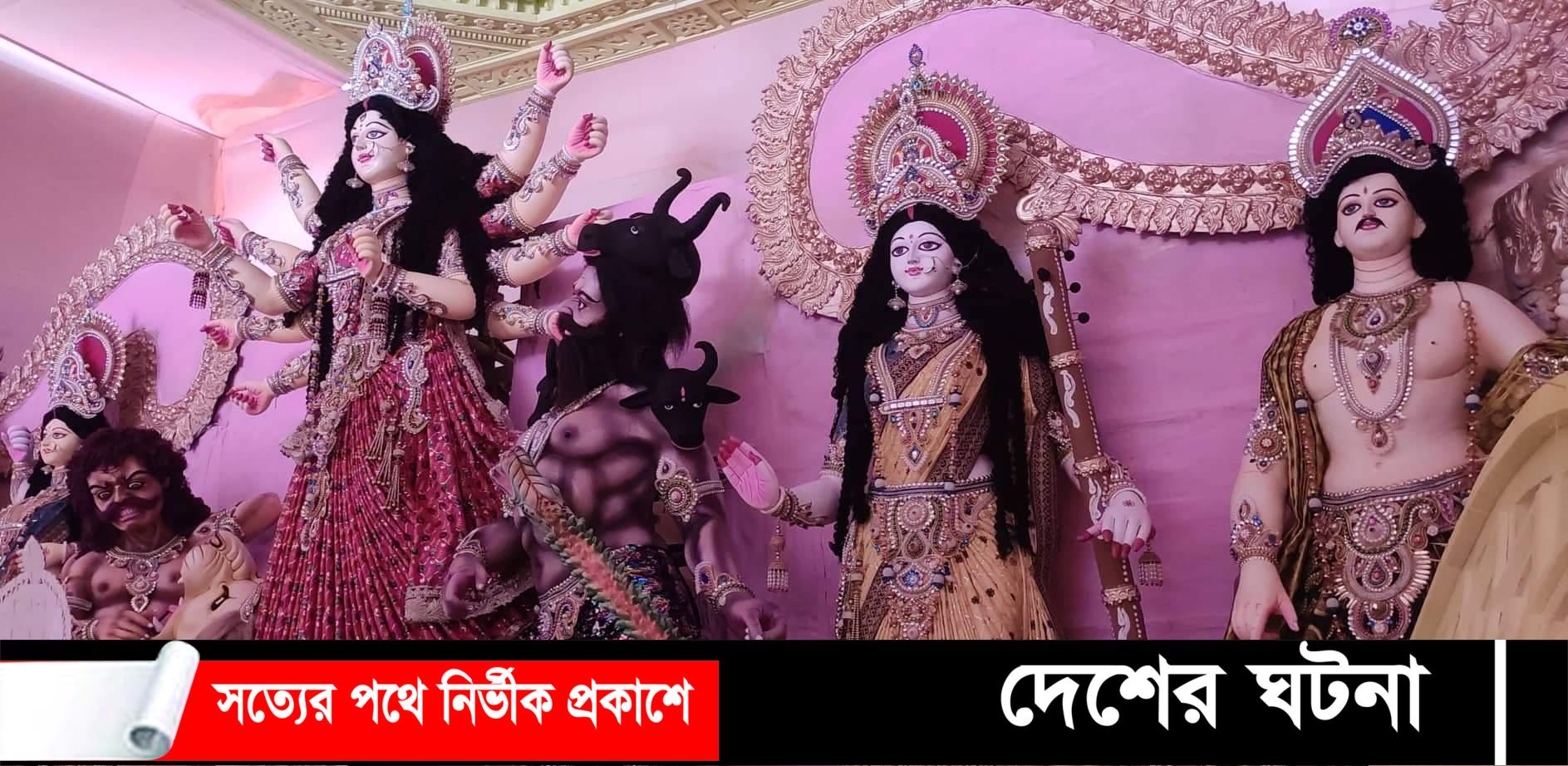 বাঞ্ছারামপুরে ৪৩ টি দূর্গা মন্ডপে প্রতিমা তৈরীতে চলছে জোড় প্রস্তুতি