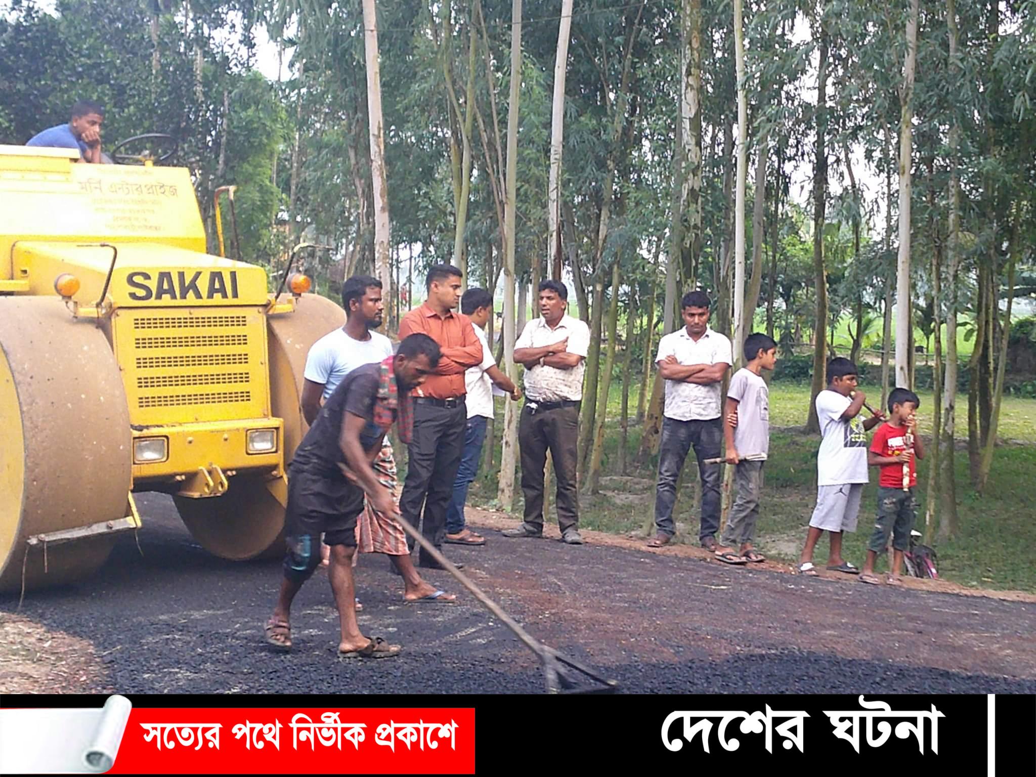 পলাশবাড়ীতে একটি পাকা রাস্তা হওয়ায় হাজার হাজার মানুষ র্দূভোগ হতে রক্ষা পেলো