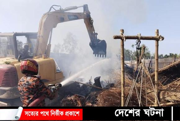 খবর প্রকাশের পর পলাশবাড়ীতে কয়লার চুল্লি গুড়িয়ে দিলেন  উপজেলা প্রশাসন