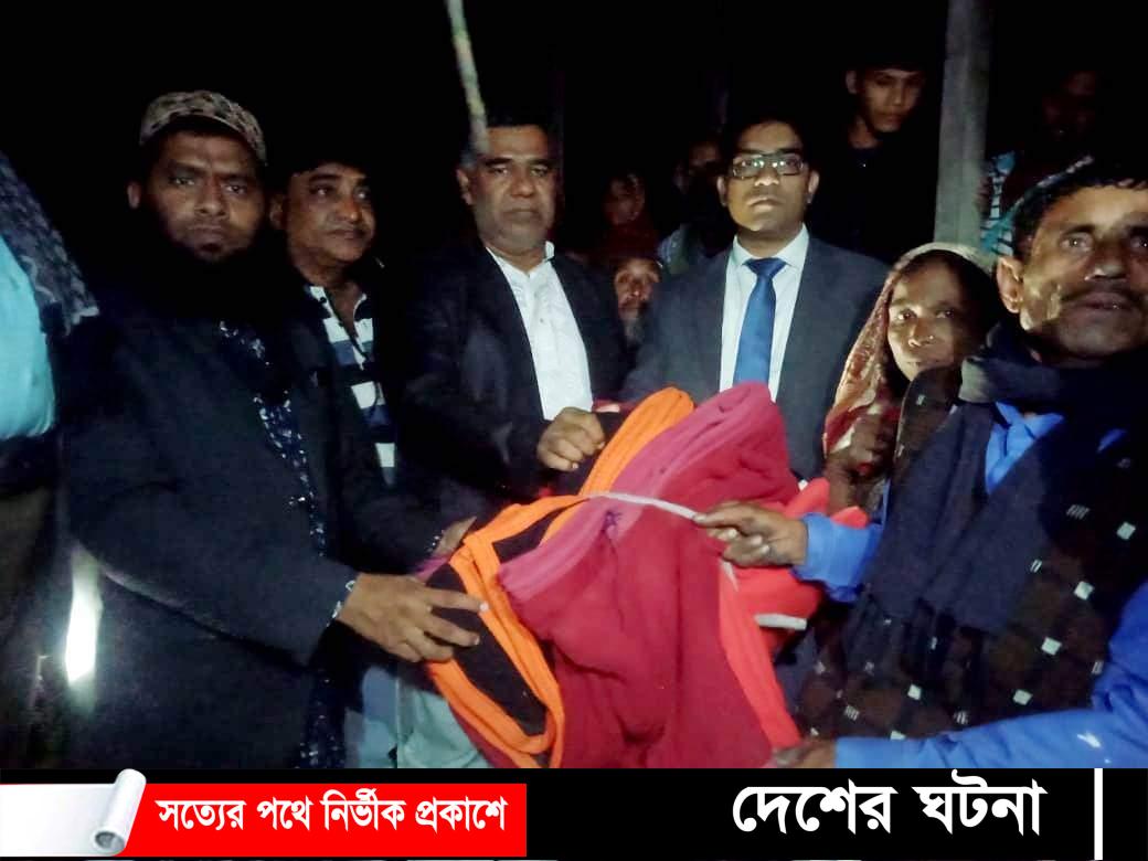 চরভদ্রাসনে অগ্নিকাণ্ডে ক্ষতিগ্রস্থ ২টি পরিবার কে সহায়তা দিলেন প্রশাসন