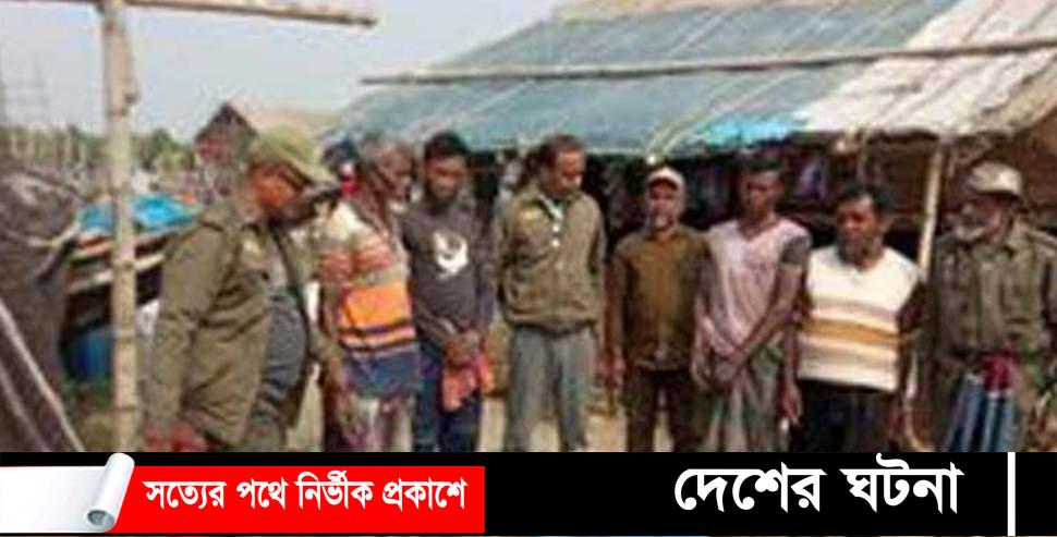 সুন্দরবন বন বিভাগের হাতে হরিণের মাংসসহ আটক ৪