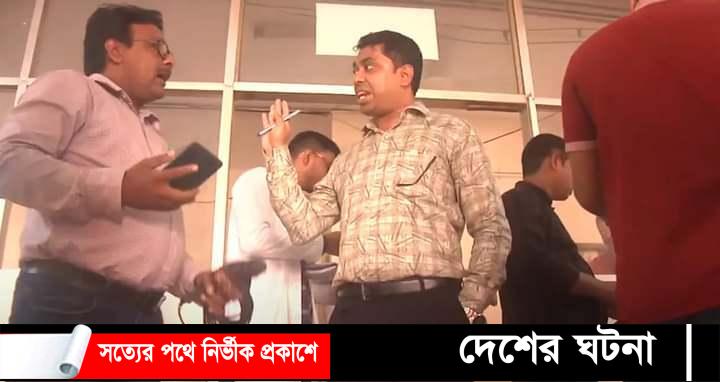 কুমিল্লায় হাসপাতালে সংবাদ সংগ্রহ করতে গিয়ে হামলার শিকার যমুনা টিভির সাংবাদিক