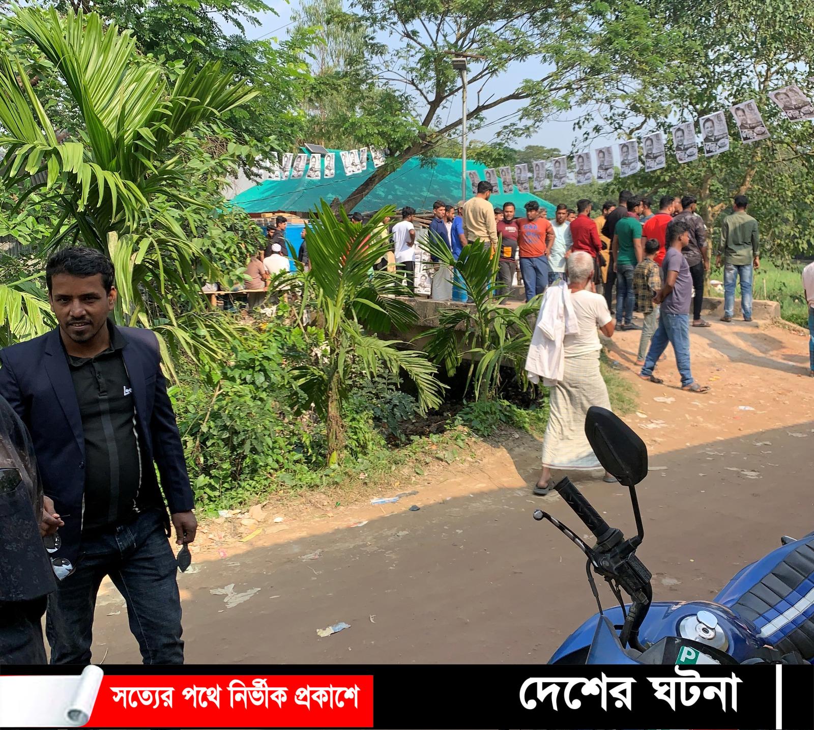 কুমিল্লা-৪ আসনে একই স্থানে ‘নৌকা-স্বতন্ত্রের অফিস নির্মাণ নিয়ে উত্তেজনা