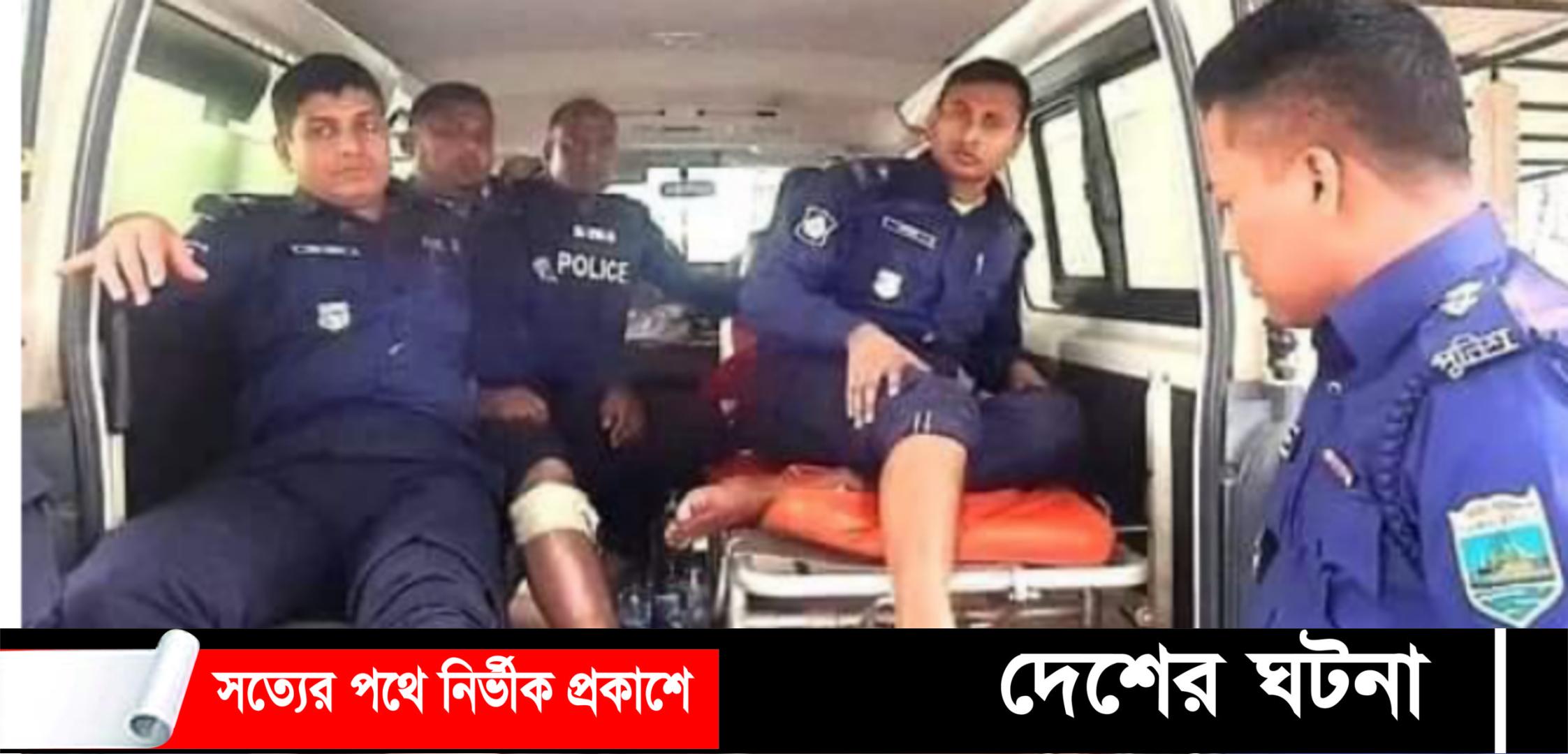 বগুড়ায় বিএনপির মিছিল থেকে হাতবোমার বিস্ফোরণ, তিন পুলিশ আহত !