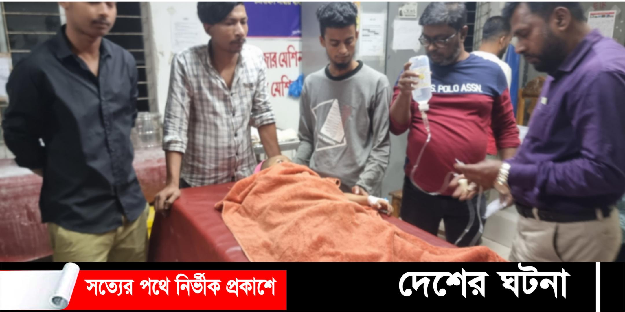 নোয়াখালীতে খৎনার সময় শিশুর লিঙ্গ কেটে মাটিতে ফেললেন হাজাম