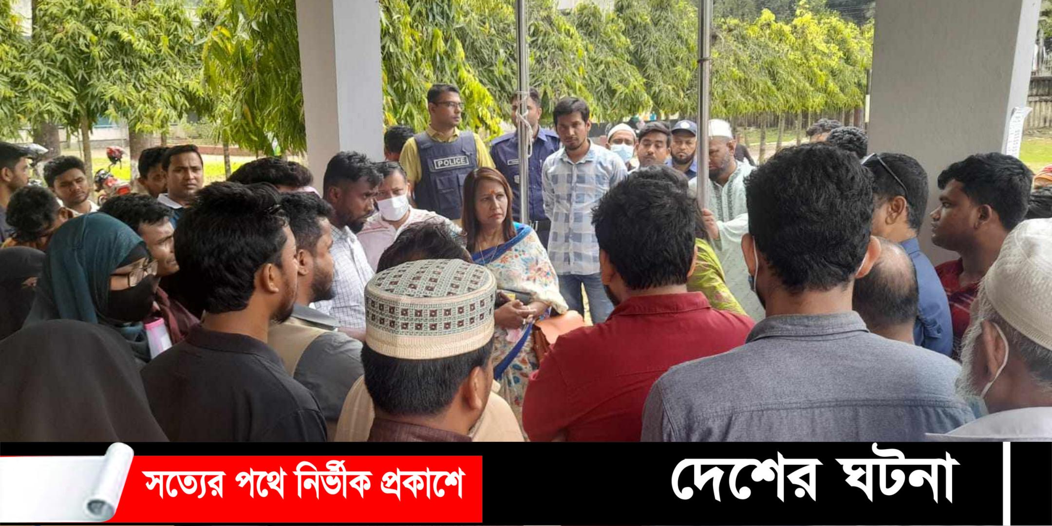 কুমিল্লা টিচার্স ট্রেইনিং কলেজ কেন্দ্রে ভুল প্রশ্ন পত্রে পরীক্ষা নেবার অভিযোগ