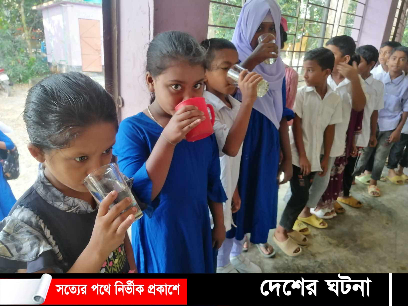 কুমিল্লার স্কুল গুলোতে চালু হয়েছে পানির ঘন্টা