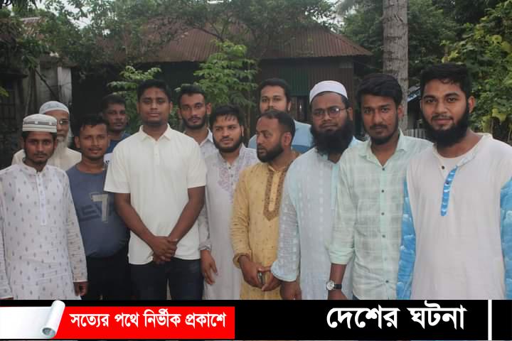 দেবিদ্বারে ১১ শহীদের বাড়িতে কেন্দ্রীয় সমন্বয়ক হাসনাত আবদুল্লাহ