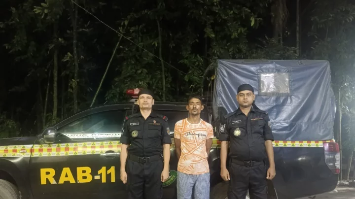 স্টার লাইনের বাসচাপায় একই পরিবারের ৩ জনের মৃত্যু, চালক গ্রেপ্তার